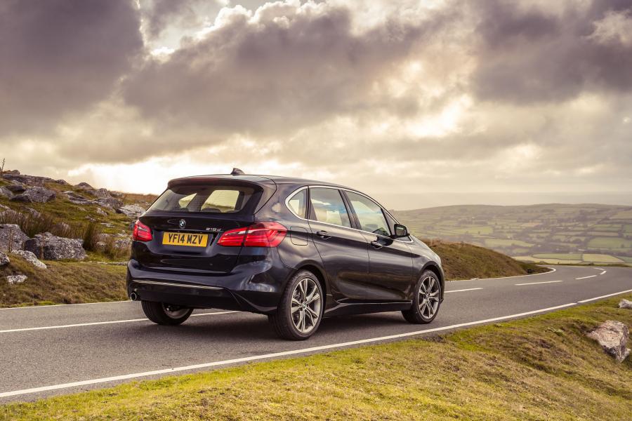  BMW 218d Active Tourer 2014 года  (UK) (фото 35 из 85)